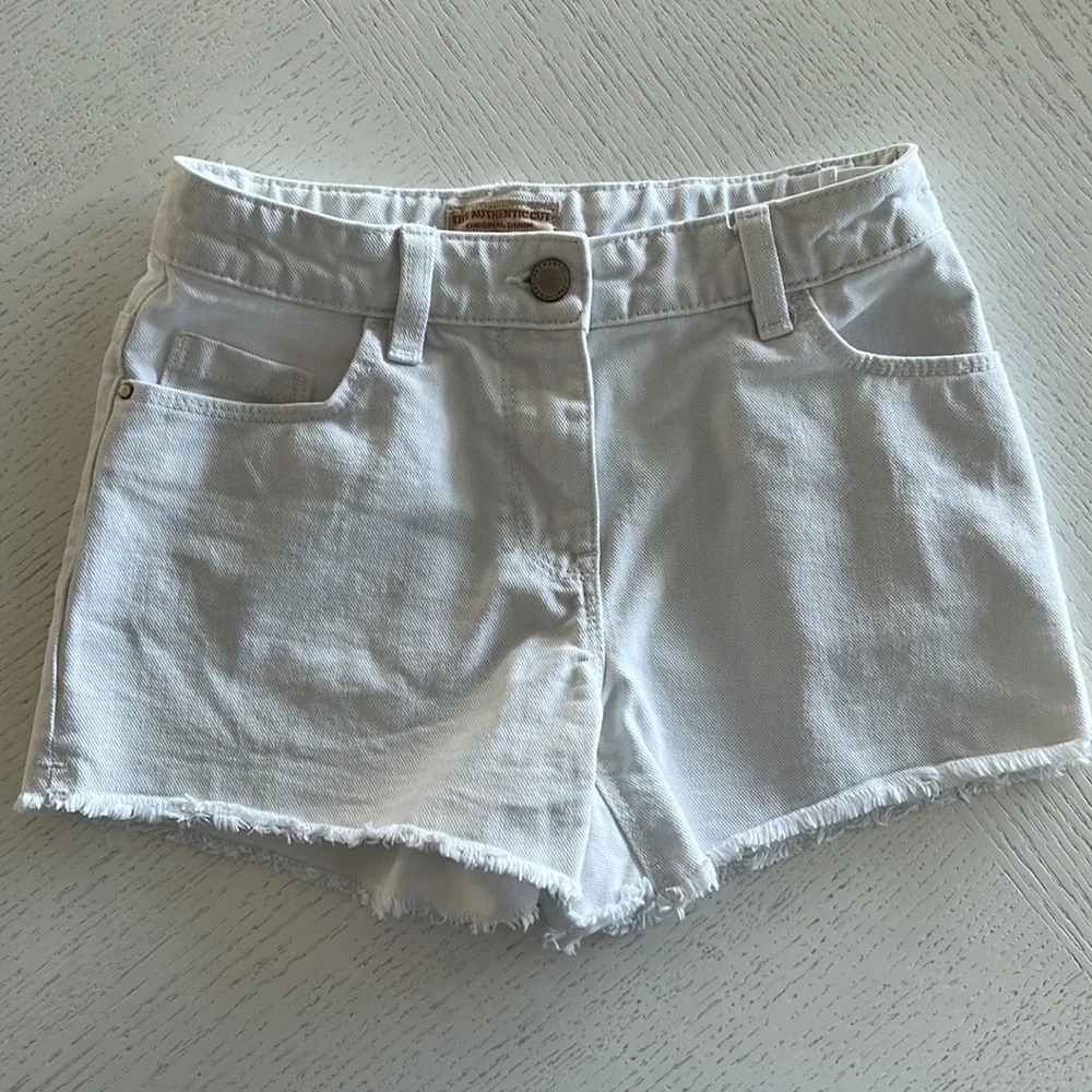 ๐ผ NEXT - Girls White Denim Shorts ๐ผ - Picture 7 of 7